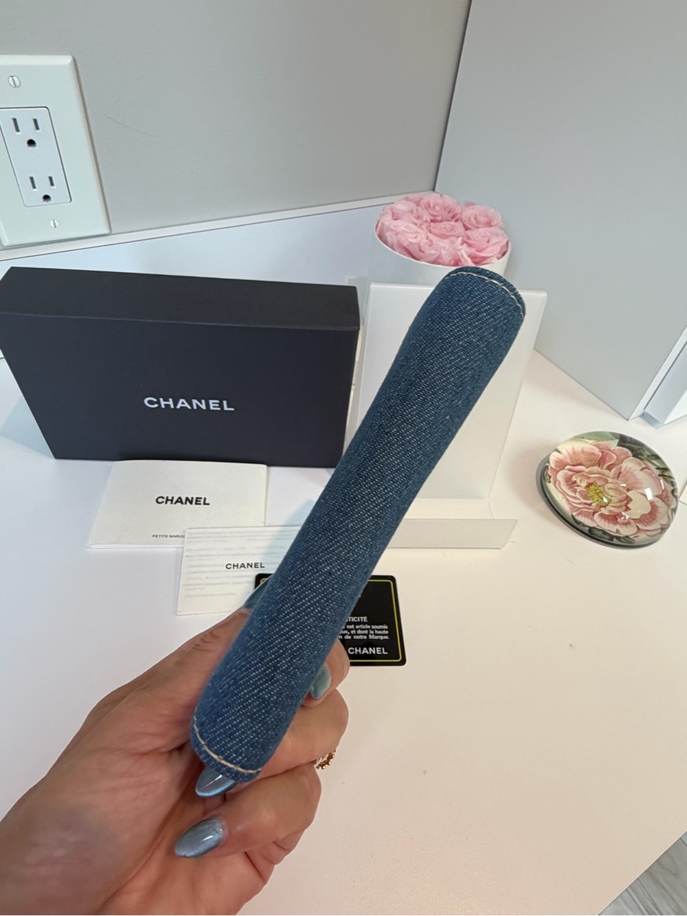 NIB Blue Denim Chanel GWP CC Logo Wallet Passport Holder Folio Case - Picture 7 of 15